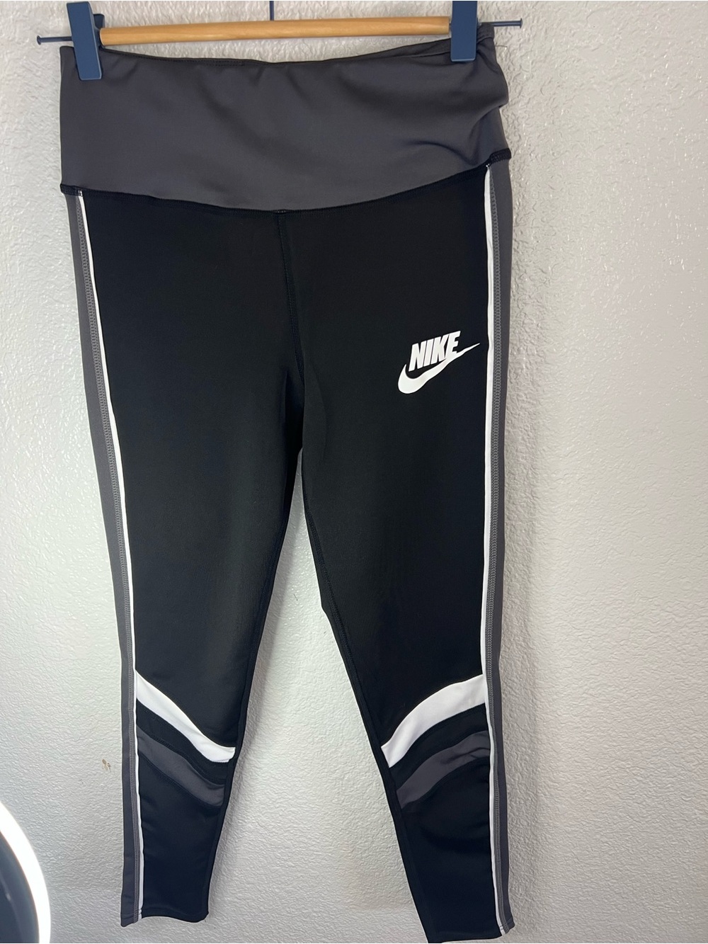 Nike Black and Gray Women's Athletic Leggings with White Logo